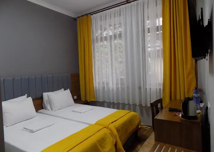 Palm Hotel